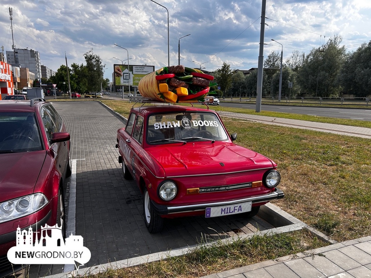 В Гродно заметили необычную рекламу