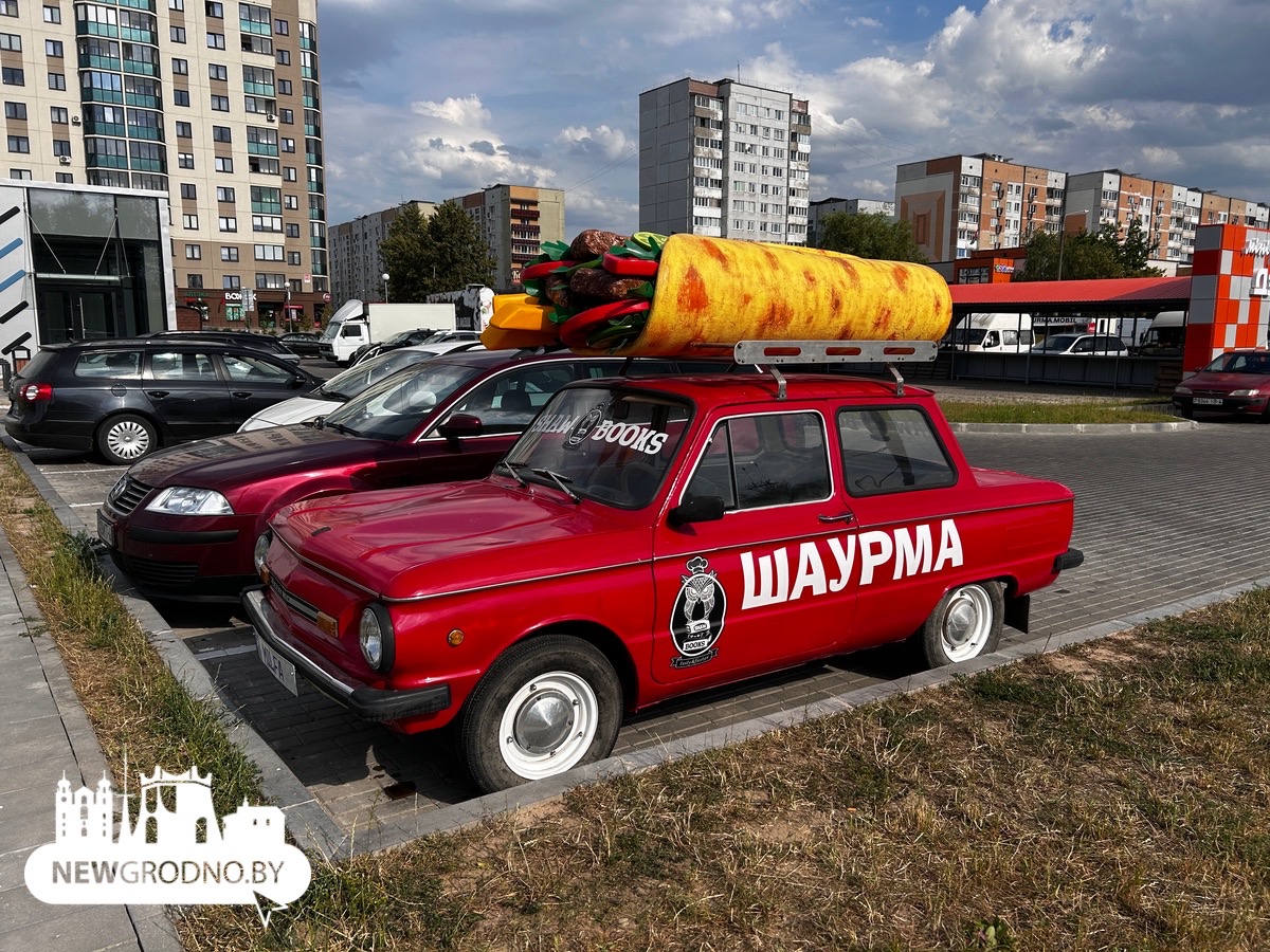 В Гродно заметили необычную рекламу