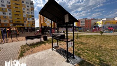Рядом с еще одной многоэтажкой в Гродно