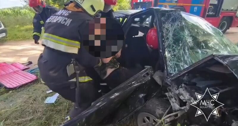 Спасатели деблокировали пострадавшего пассажира