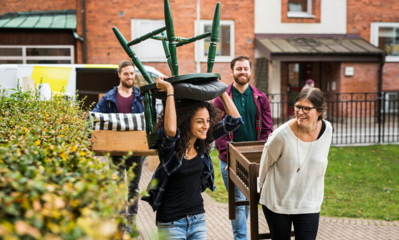 Студенты едут в другие города