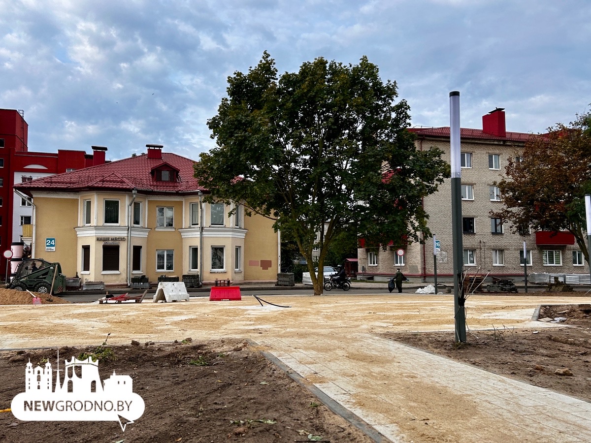 В Гродно готовят к открытию сквер на улице Дарвина