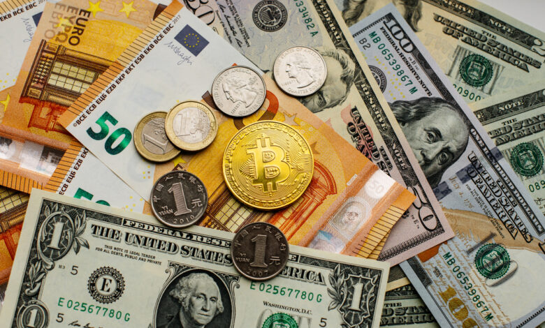 Стоит ли хранить сбережения