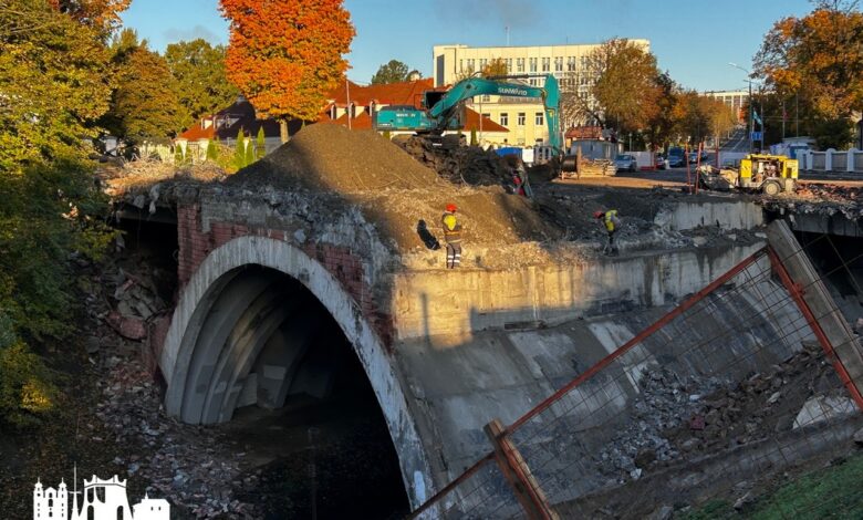 В центре Гродно разбирают известный
