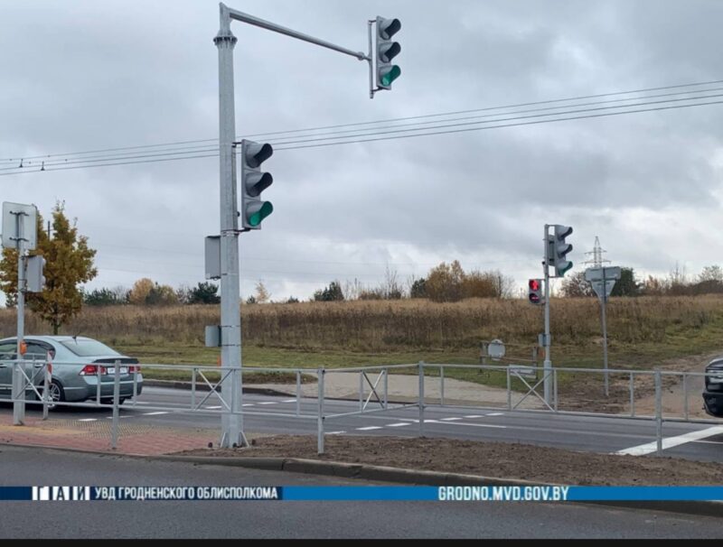 на улице Маслакова