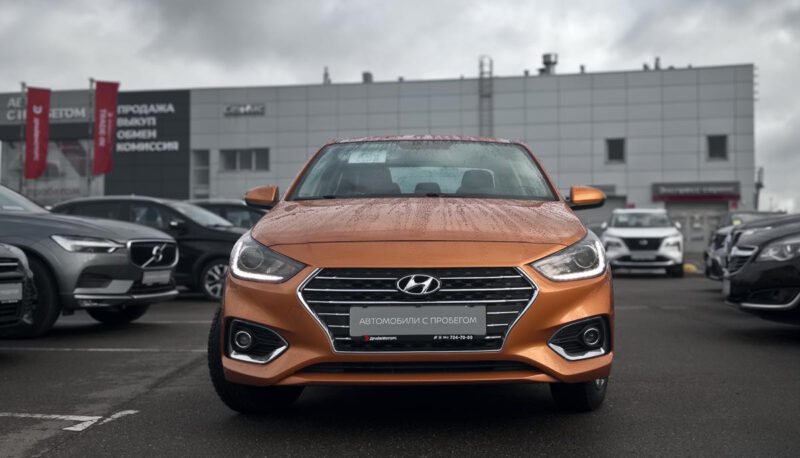 Гродненцам распродают автомобили по