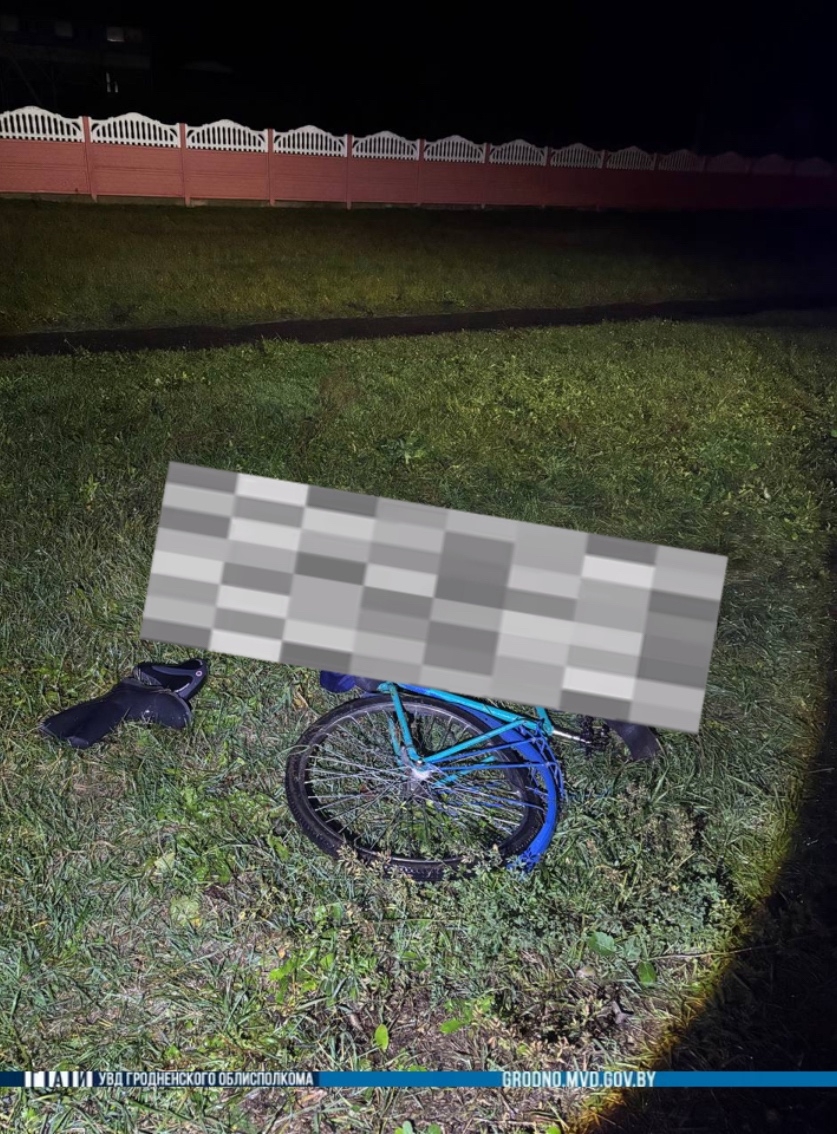 Под Свислочью автобус насмерть сбил велосипедиста