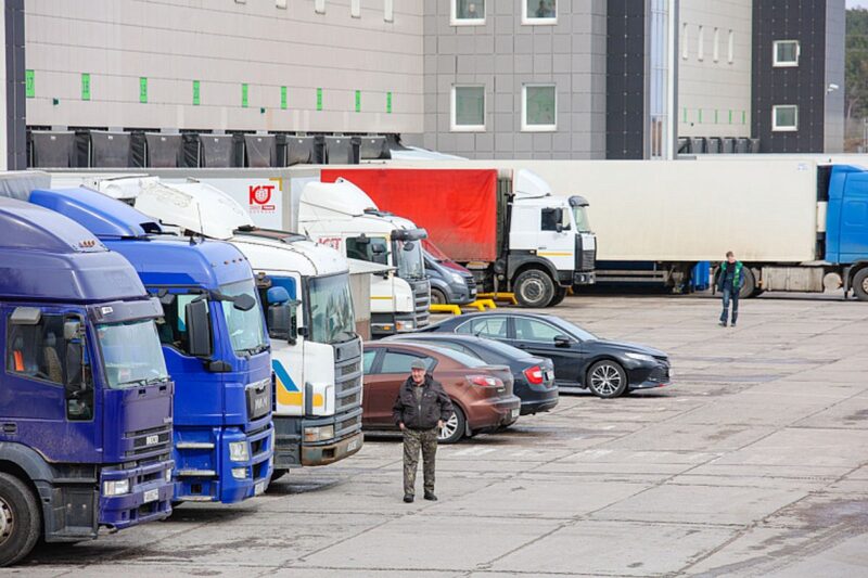Водителям литовских фур грозят