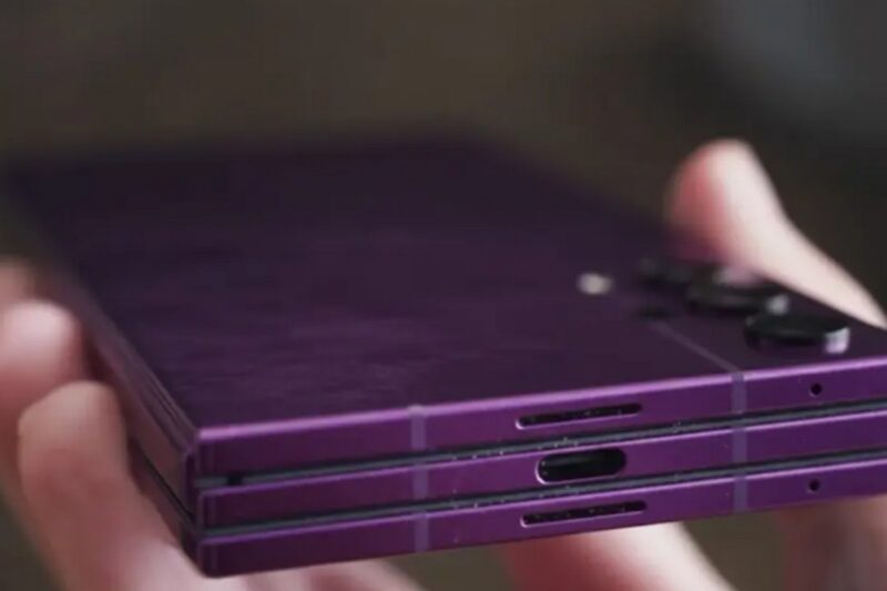 Samsung выпустит складывающийся