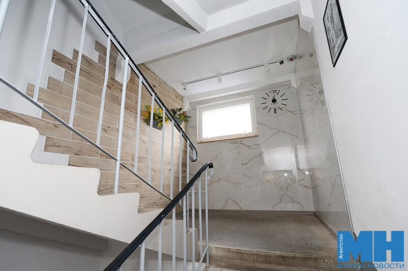 показываем образцовый подъезд столицы