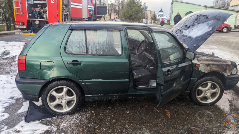 Автомобиль загорелся в Новогрудке