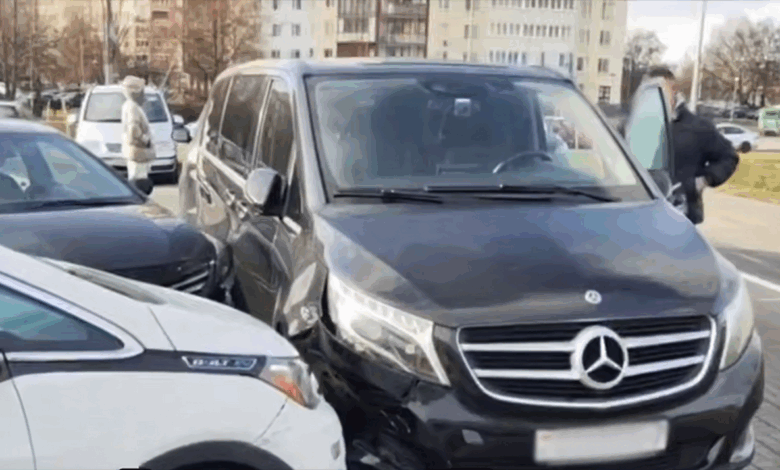 Женщина за рулём