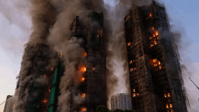 Масштабный пожар в Гонконге