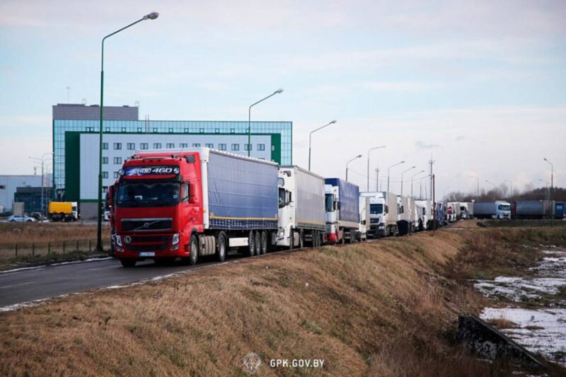 белорусу может грозить высылка