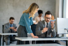 Лишение премии и работа