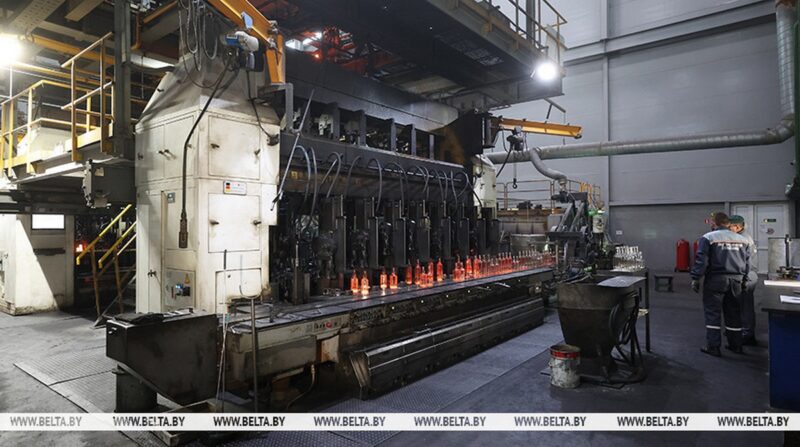 Как стеклозавод