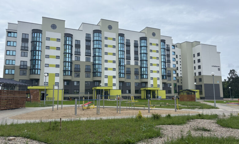 В Гродно новостройку "забыли" подключить к коммуникациям