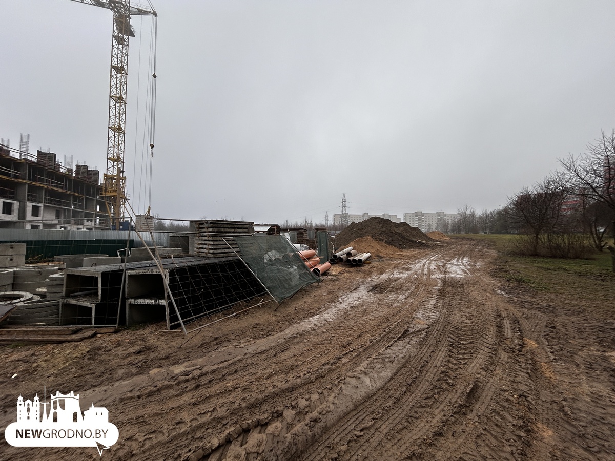 На Девятовке возводят еще один жилой дом