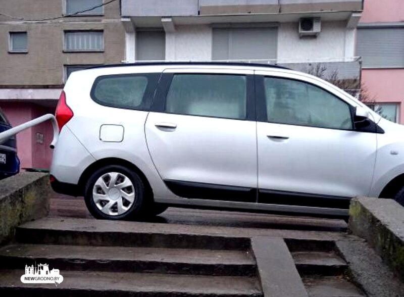 очень странная