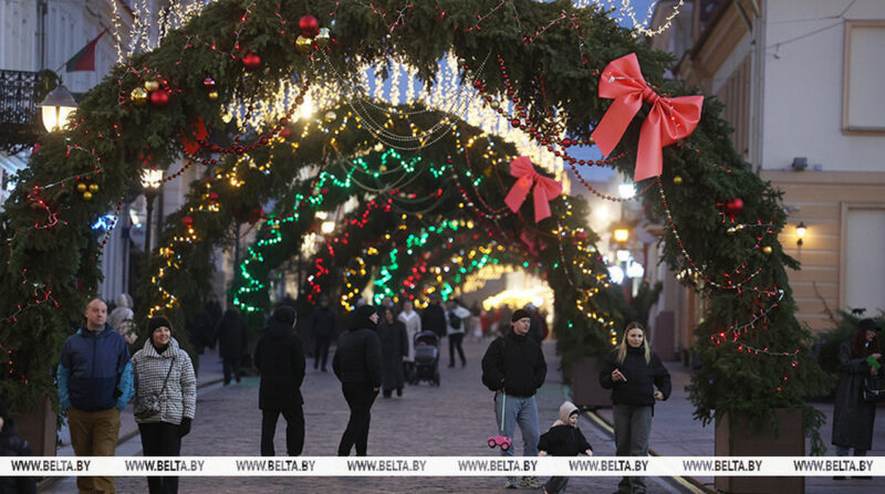 Новогодняя иллюминация превратила