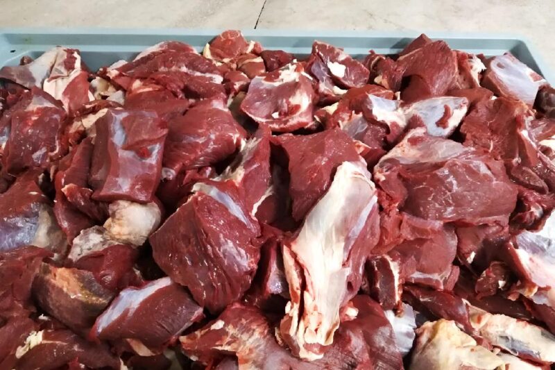 Более 800 килограммов