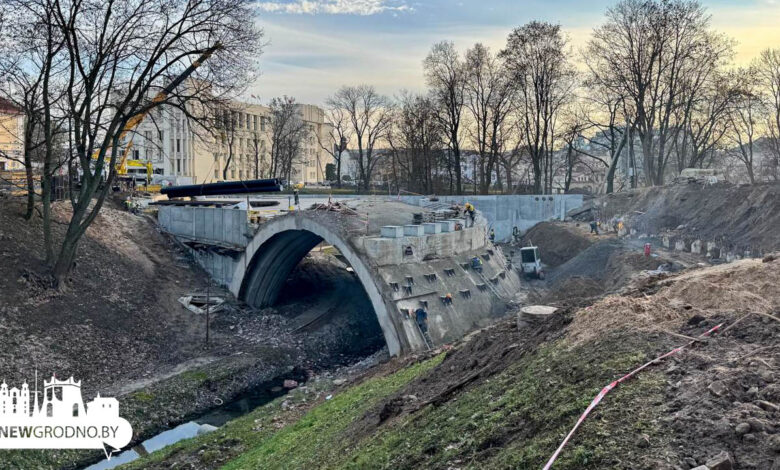 Как сейчас выглядит мост на площади