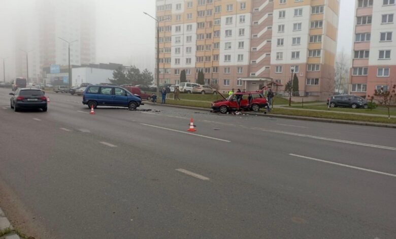 Два человека госпитализированы после ДТП в Гродно