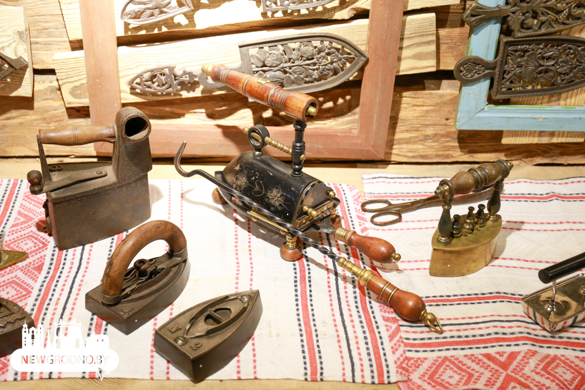 Более 1000 утюгов в одном месте