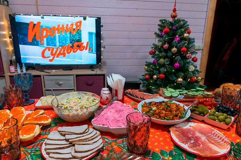 Подсчитали стоимость минимального новогоднего