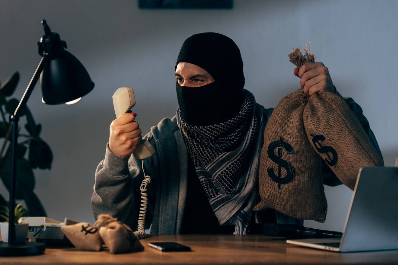 В милиции рассказали об основных уловках квартирных мошенников