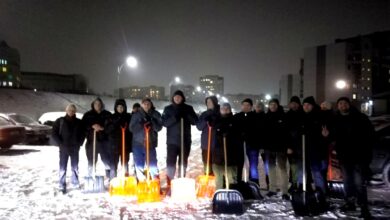 Жильцы многоэтажки в Гродно вышли на борьбу со стихией