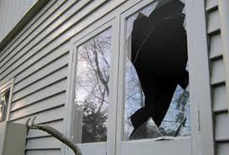 Под влиянием