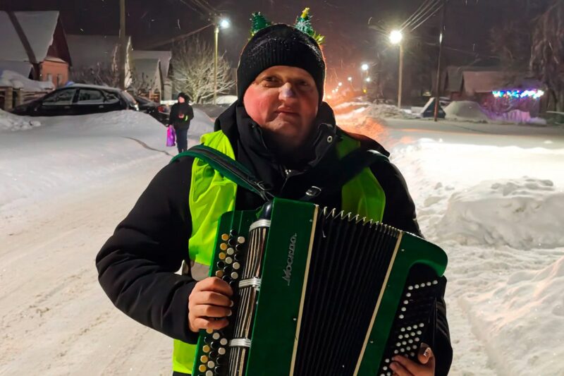 кто занял место