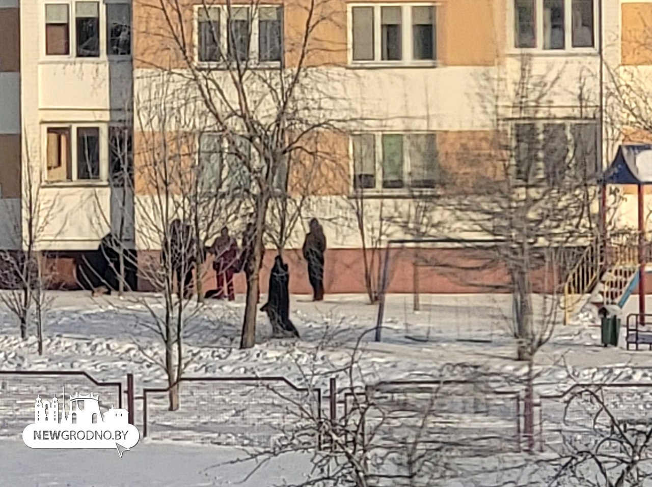 В Гродно рядом с многоэтажкой