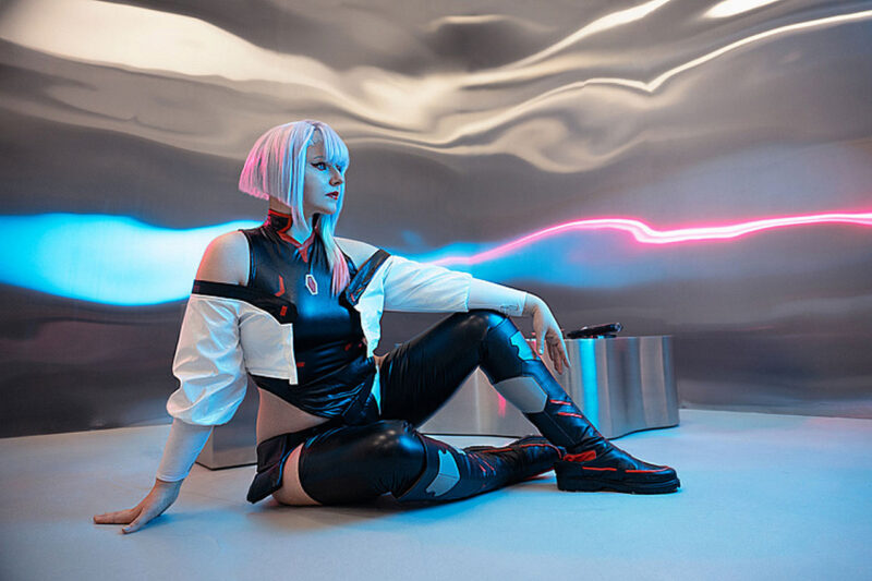 Костюмы из линолеума