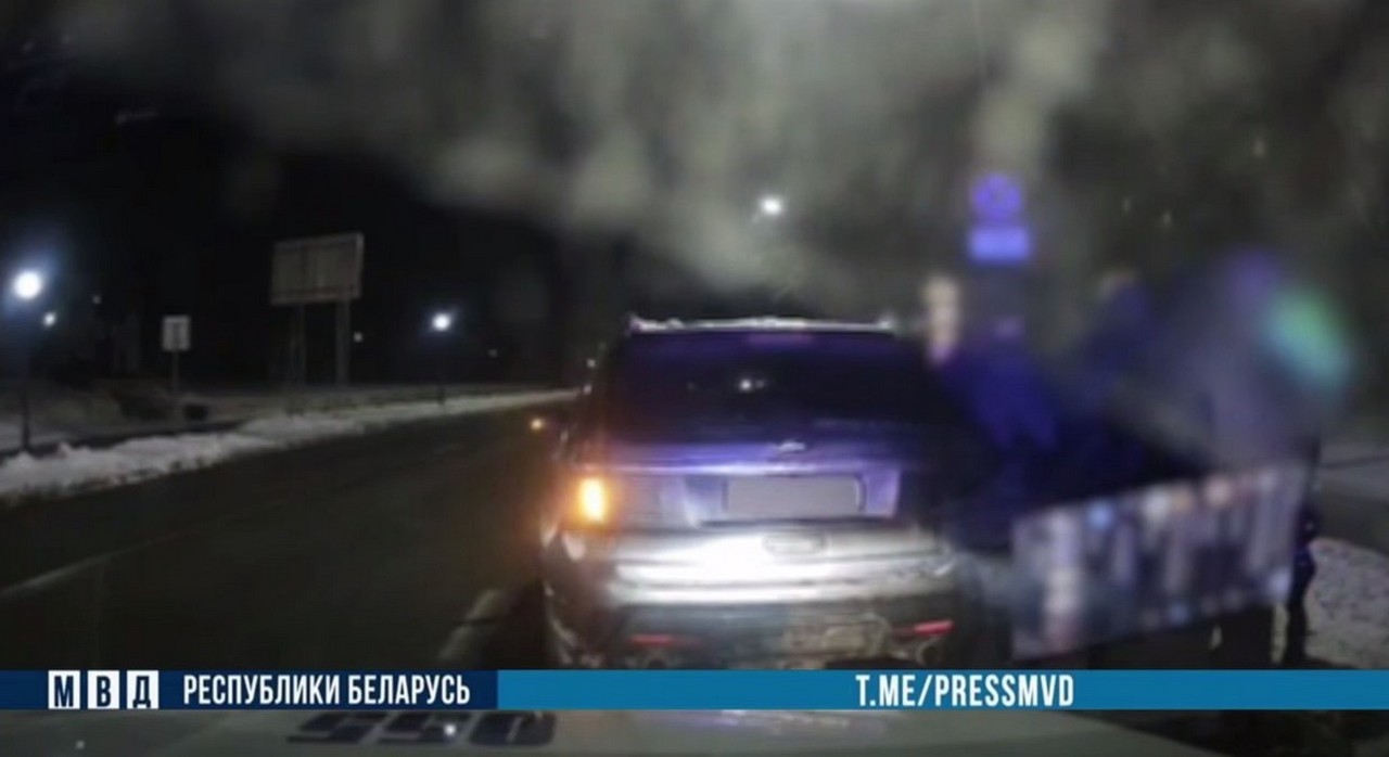 В Гродно за взятку задержали