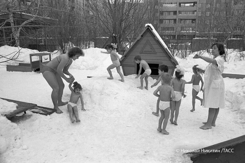 Зачем в СССР «морозили» детей