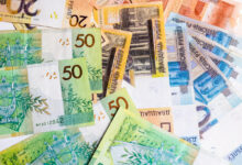 18-летняя соцработница