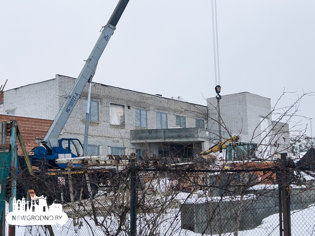 Как продолжается реконструкция бассейна