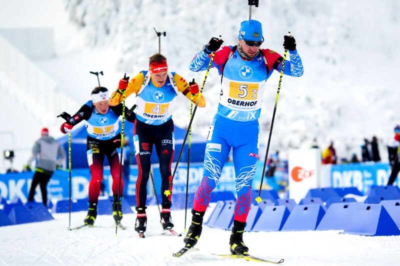 белорусов и россиян лишили