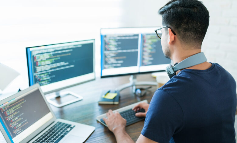 Программист умер от переработок