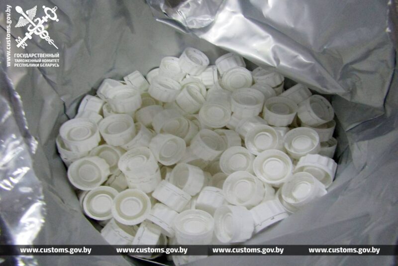 две крупные партии товаров