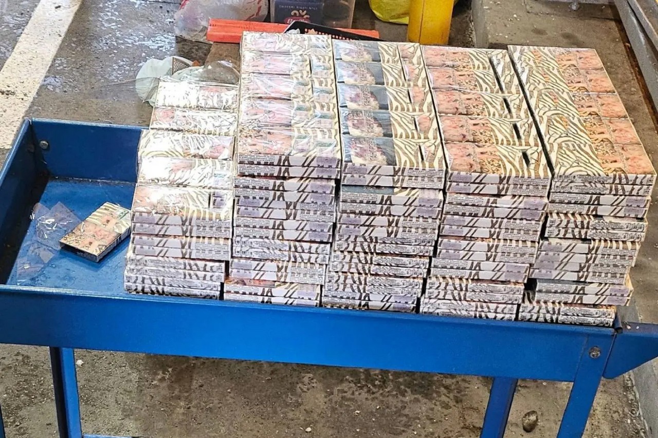 В автовозе из Беларуси везли контрабанду на 2300 евро