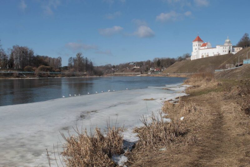 в Гродно сотрудник