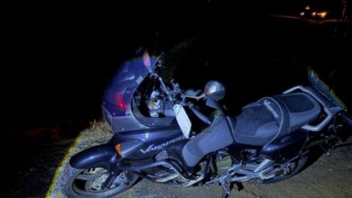 На трассе Р-44 мотоциклист на «Хонде» попал в жесткое ДТП