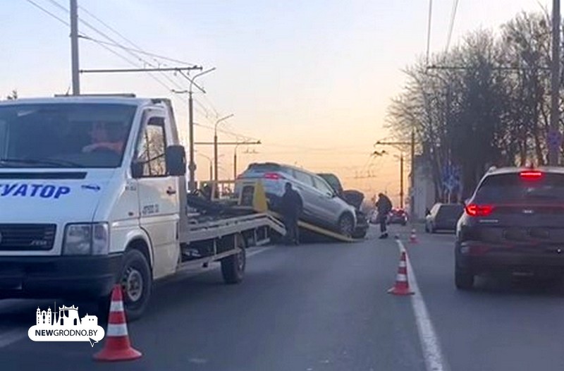 Массовое ДТП на Горновых в Гродно