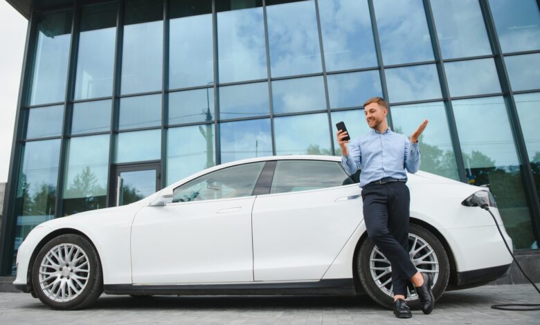 Американец получил доступ к Tesla из Гродно