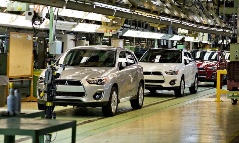 Сотни машин под водой