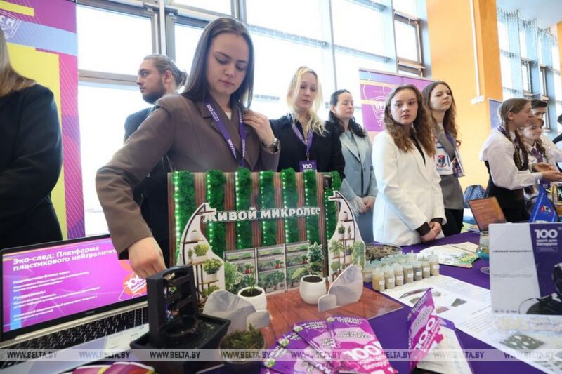 В Беларуси школьница создала