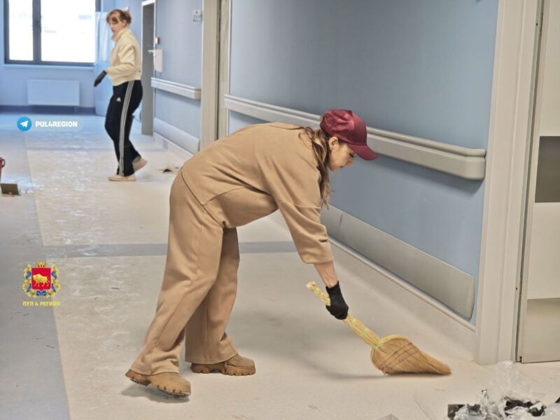 на стройке областной клинической